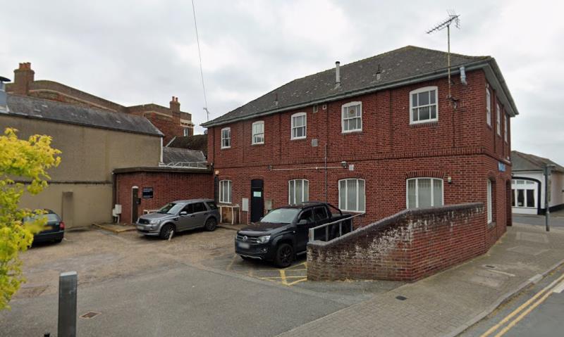 18 High St, Burnham On Crouch for lease - Building Photo - Image 2 of 2