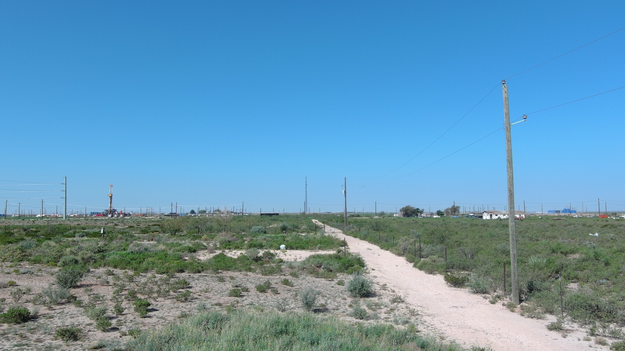 21008 Fm 1379, Midland, TX for sale Primary Photo- Image 1 of 36