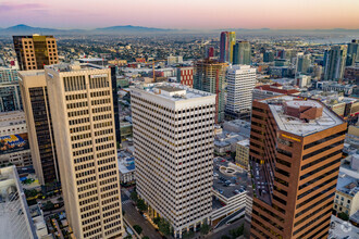 525 B St, San Diego, CA - aerial  map view