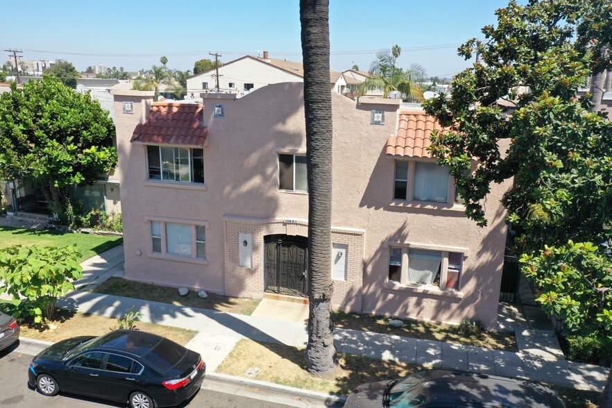 1135 E 3rd St, Long Beach, CA for sale - Building Photo - Image 3 of 17