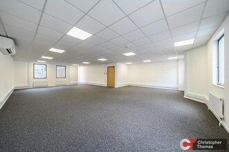 71-73 Victoria St, Windsor for lease Interior Photo- Image 1 of 3