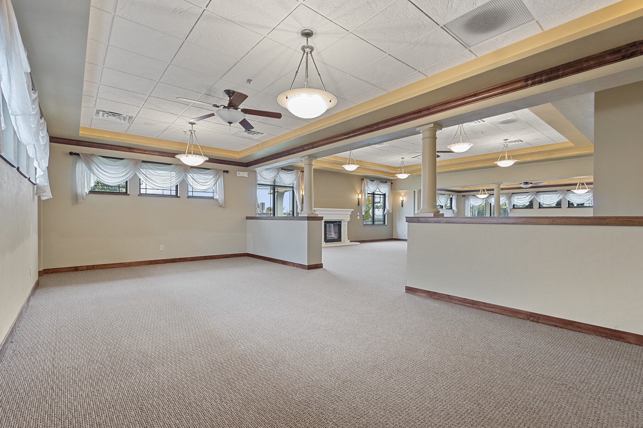 540 E Shady Ln, Neenah, WI 54956 Up to 4 Tenant Business Complex