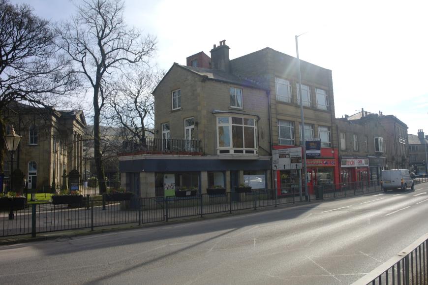 3A-3B Bank St, Rossendale for sale Primary Photo- Image 1 of 1