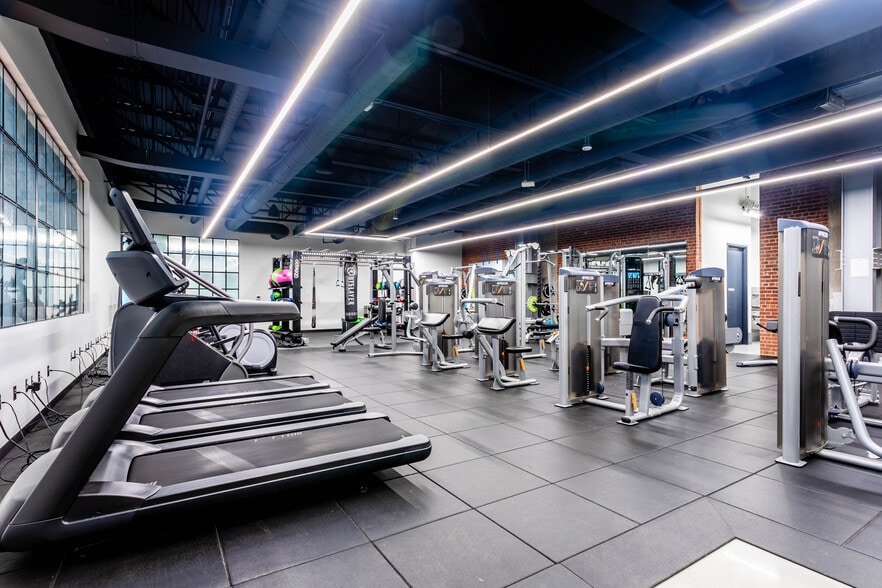 78 John Miller Way, Kearny, NJ for lease - Matterport 3D Scan - Image 2 of 20