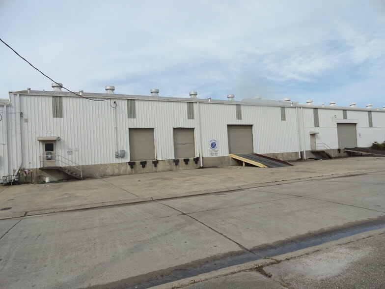 4753 River Rd, New Orleans, LA for lease - Building Photo - Image 2 of 2