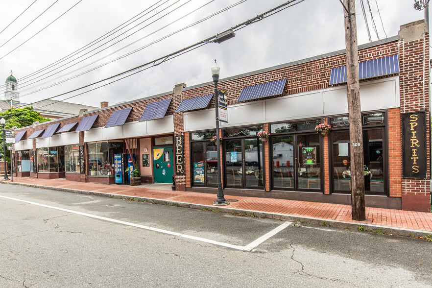 2020-2026 Smith St, North Providence, RI for sale - Building Photo - Image 1 of 41