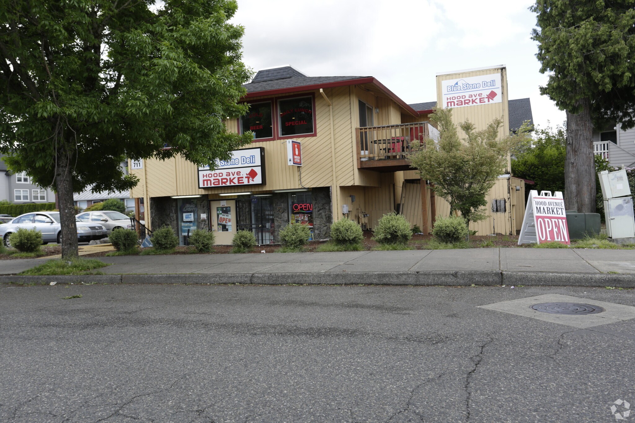 715 NE Hood Ave, Gresham, OR for sale Primary Photo- Image 1 of 1