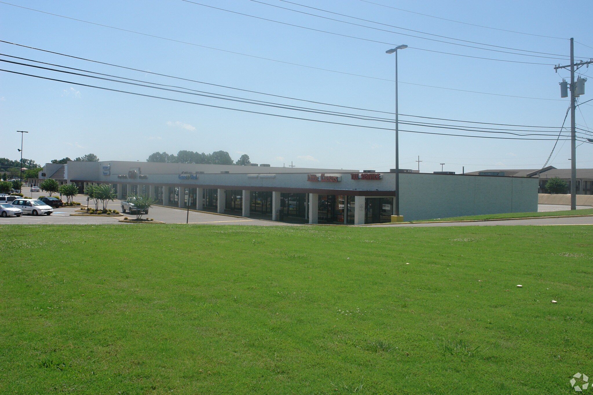 453521 Stateline Rd W, Southaven, MS 38671 453 Stateline Road