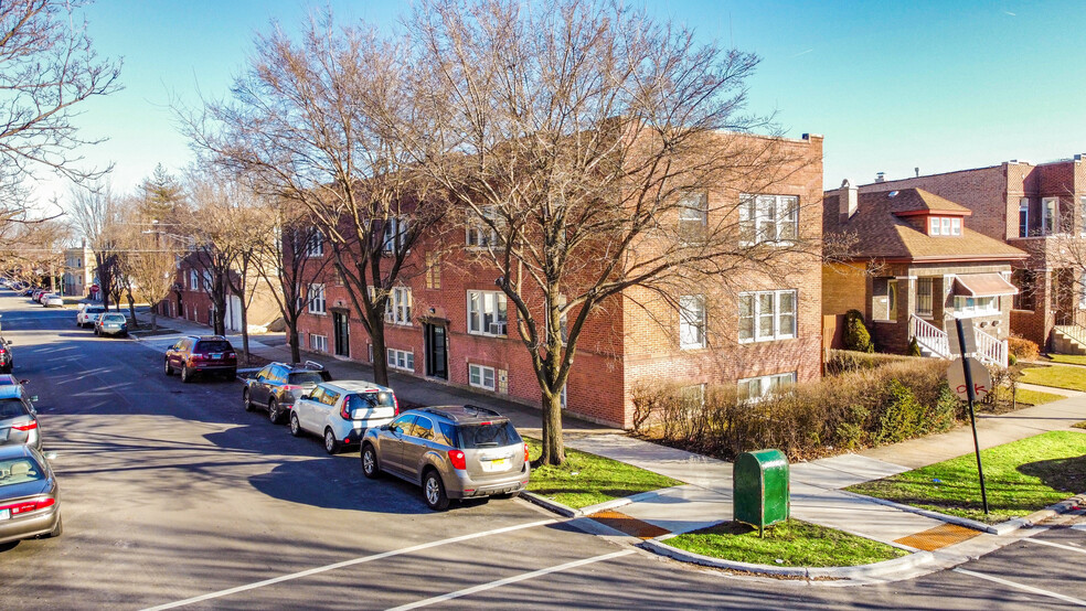 3055 W 56th St, Chicago, IL for sale - Primary Photo - Image 1 of 1