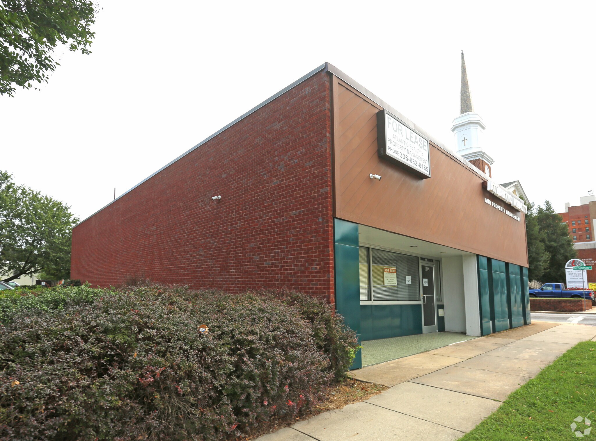 600-602 N Main St, High Point, NC for sale Primary Photo- Image 1 of 1