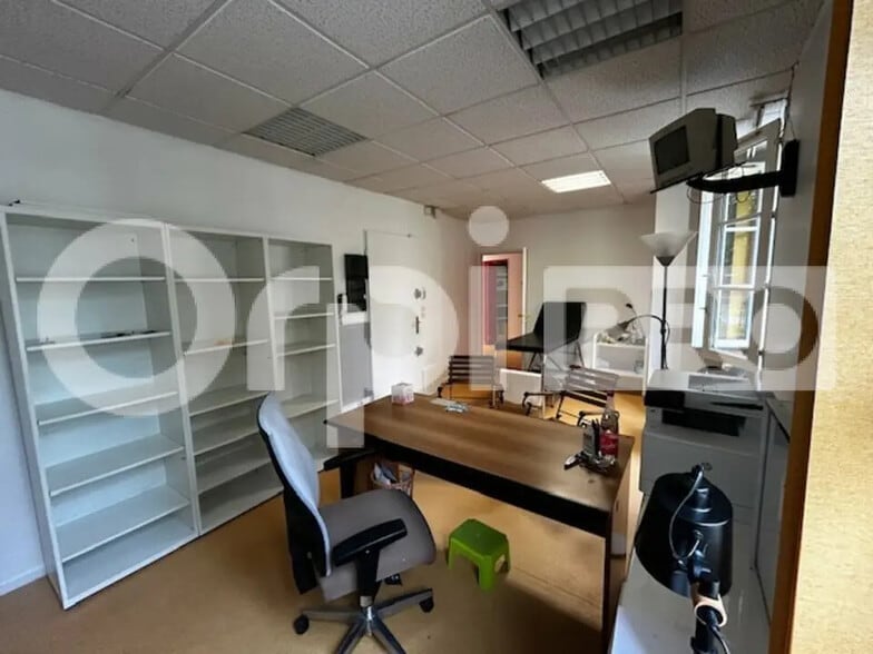 Office in Chantilly for lease - Building Photo - Image 2 of 5