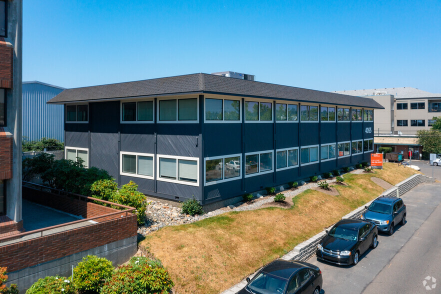 4055 W 21st Ave, Seattle, WA for lease - Primary Photo - Image 2 of 6