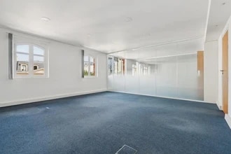 45 Rue Boissière, Paris for lease Interior Photo- Image 2 of 4