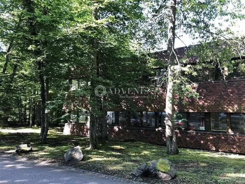 Office in Vandoeuvre-les-Nancy for lease - Building Photo - Image 3 of 8