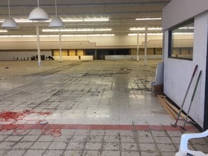 1340 W Main St, Danville, VA for lease Interior Photo- Image 1 of 5