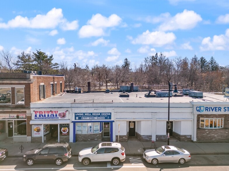 542 River St, Mattapan, MA for lease - Building Photo - Image 2 of 6