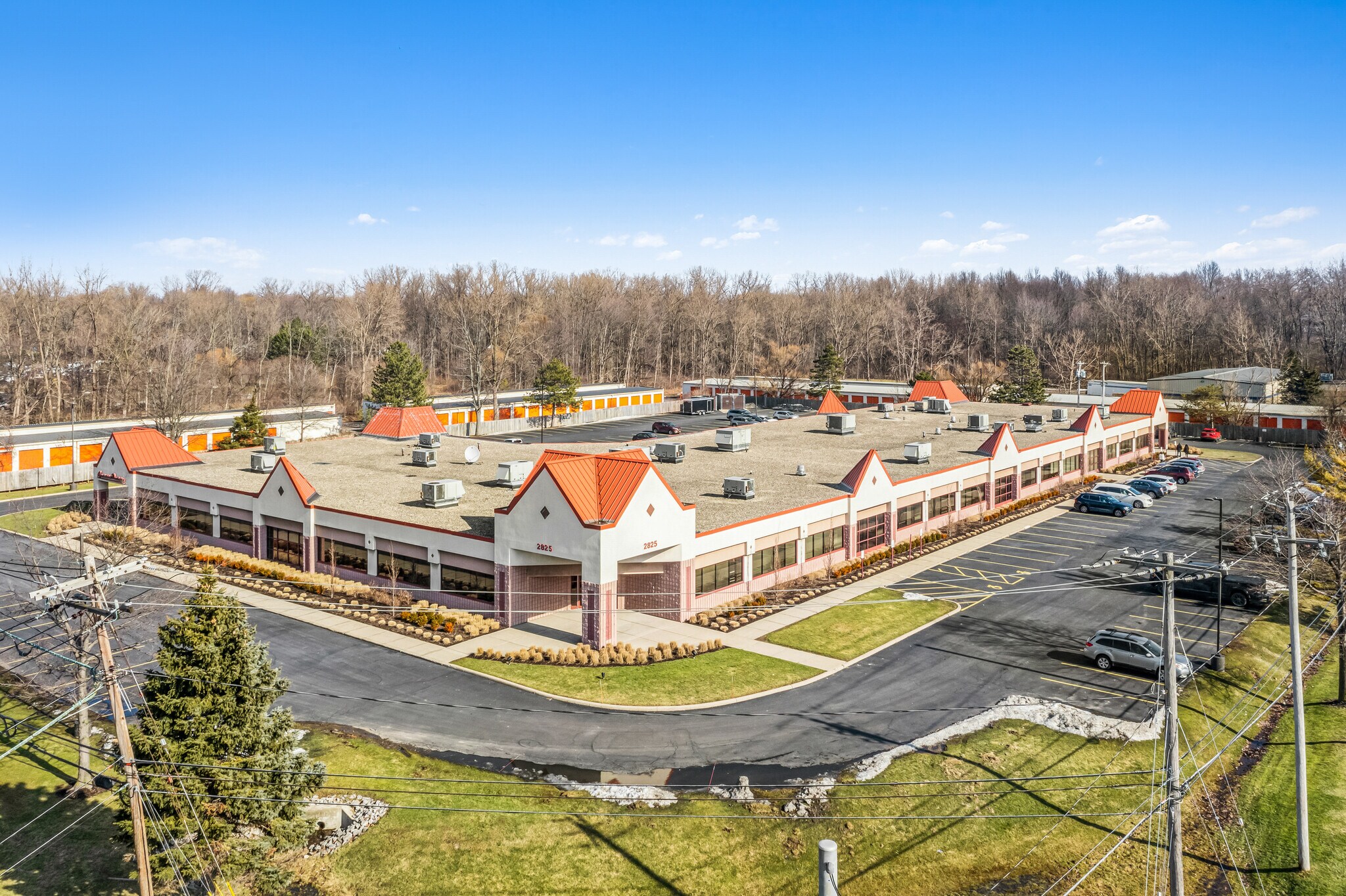 2825 Niagara Falls Blvd, Amherst, NY 14228 Creekside Center