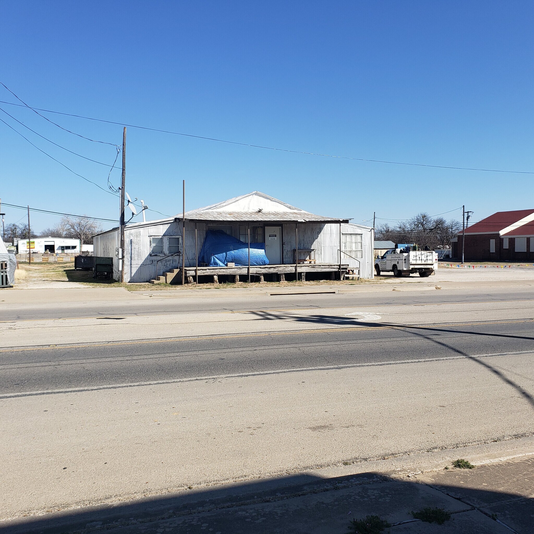 505 S Oak Ave, Mineral Wells, TX for sale Building Photo- Image 1 of 1
