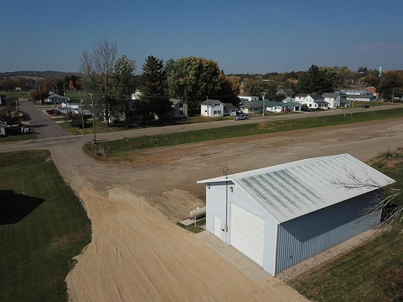 1400 2nd Main, Elroy, WI for sale - Primary Photo - Image 1 of 1