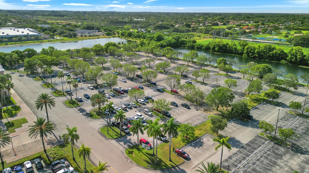 15601 Sheridan St, Davie, FL for lease - Building Photo - Image 3 of 24