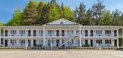 Bay Inn Of Petoskey - Motel