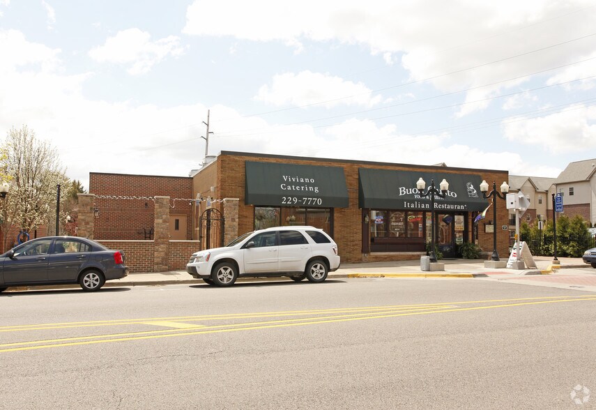 501 W Main St, Brighton, MI for sale - Primary Photo - Image 1 of 1