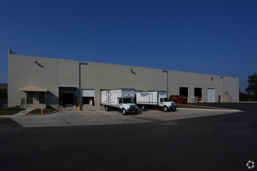 13200 Mid Atlantic Blvd, Laurel, MD for lease - Building Photo - Image 3 of 3