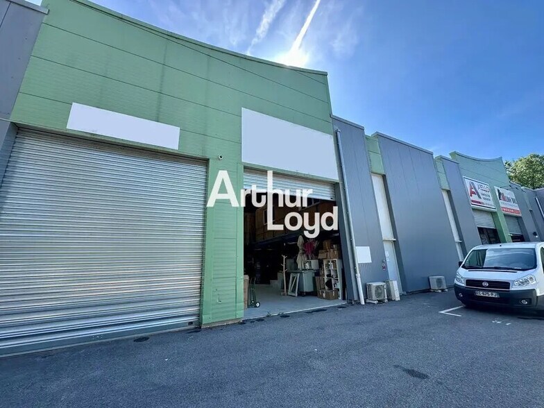 Flex in Vence for lease - Building Photo - Image 1 of 5