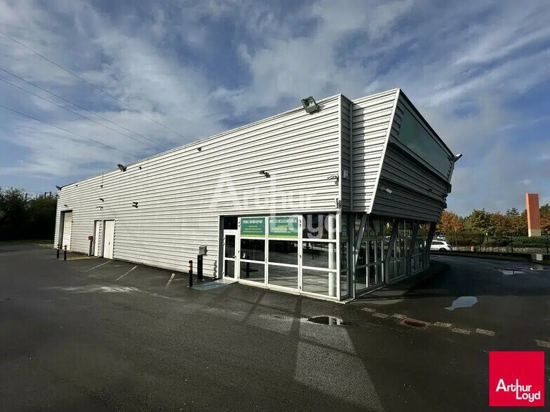 in Cesson-Sévigné for sale - Building Photo - Image 1 of 1