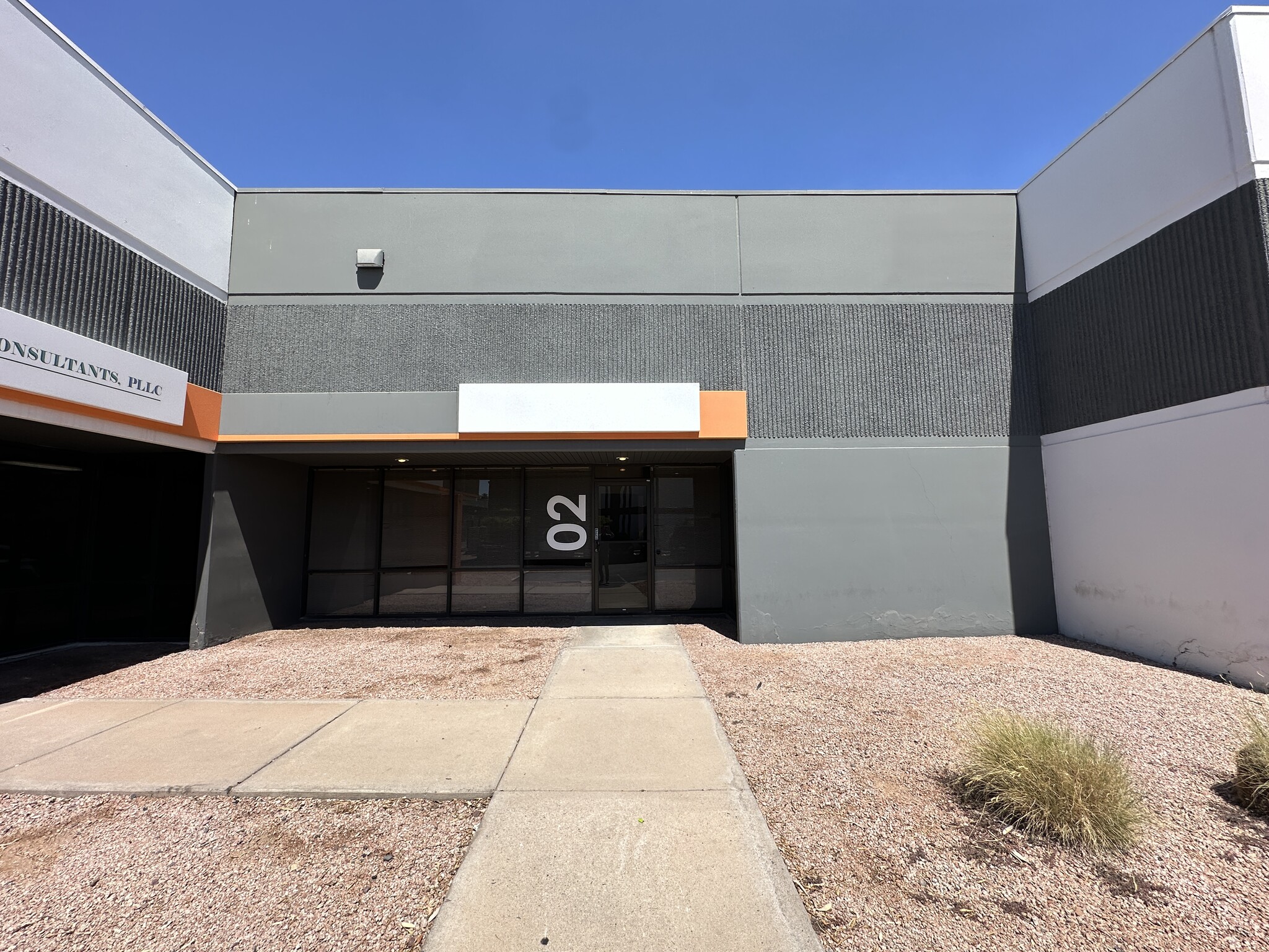 2425 W 12th St, Tempe, AZ for lease Building Photo- Image 1 of 13