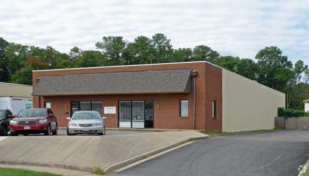 70 Carnation St, Richmond, VA 23225