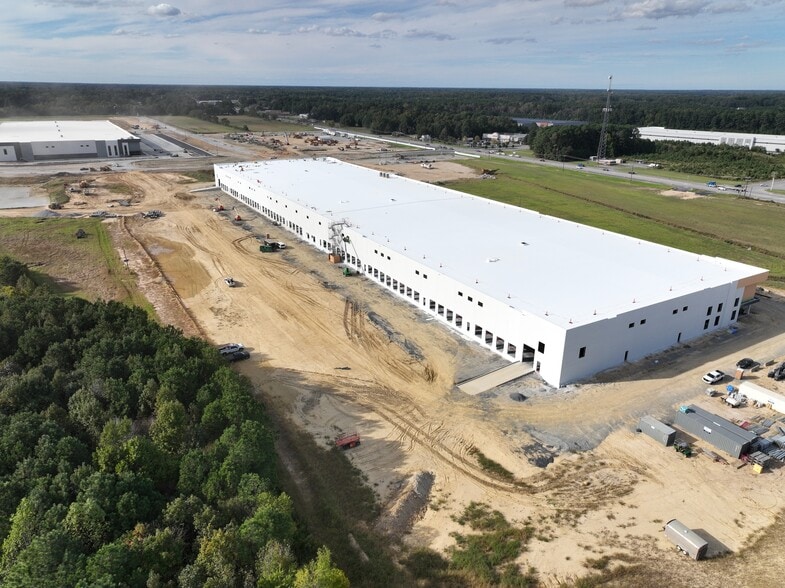 2925 Pruden Blvd, Suffolk, VA for lease - Building Photo - Image 3 of 9