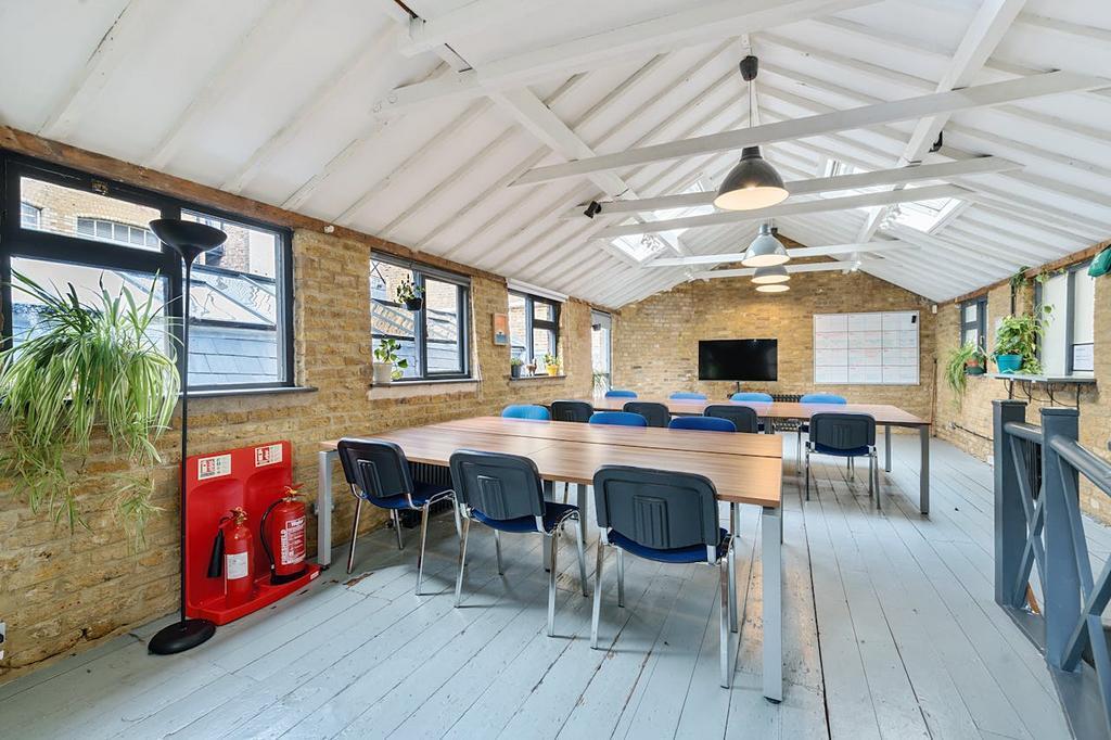 15 Hackney Rd, London for sale Building Photo- Image 1 of 22