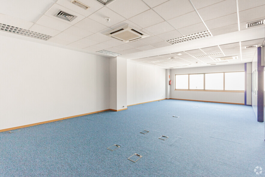 Office in Alcobendas, Madrid for lease - Interior Photo - Image 1 of 1