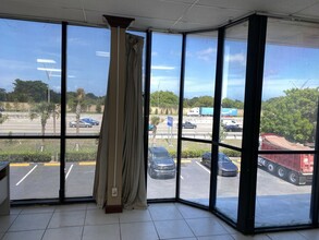 870 SW 12th Ave, Pompano Beach, FL for lease Building Photo- Image 2 of 12