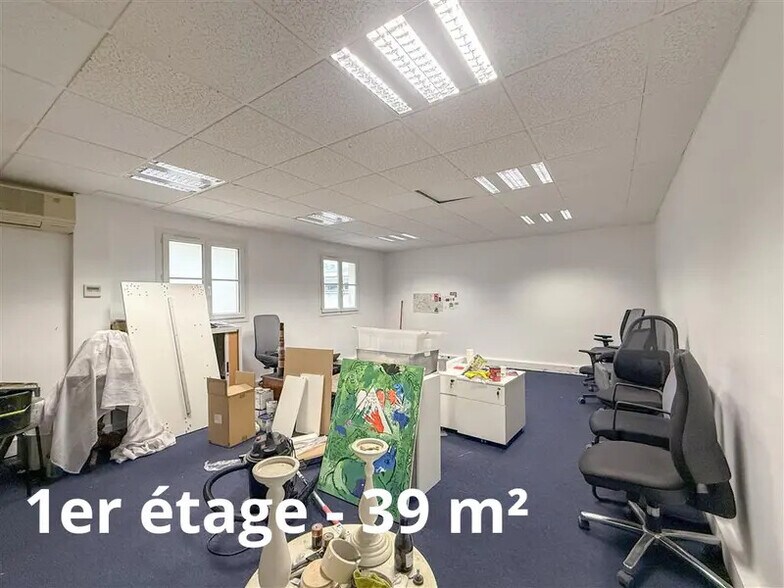 Office in Paris for lease - Building Photo - Image 3 of 6