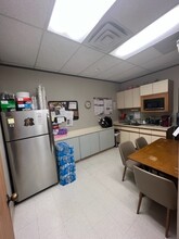 630 W 34th St, Austin, TX for lease Interior Photo- Image 1 of 25