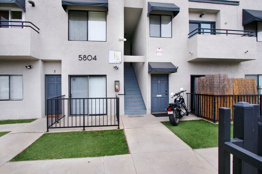 5804 Woodman Ave, Van Nuys, CA 91401