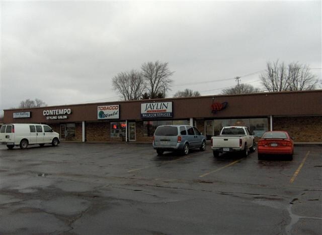 3335-3345 Hillcrest Rd, Dubuque, IA for sale Primary Photo- Image 1 of 1