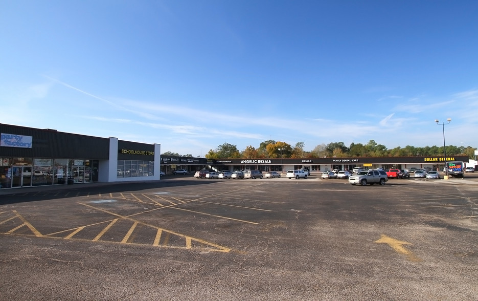 701-731 W Davis St, Houston, TX for lease - Building Photo - Image 2 of 6