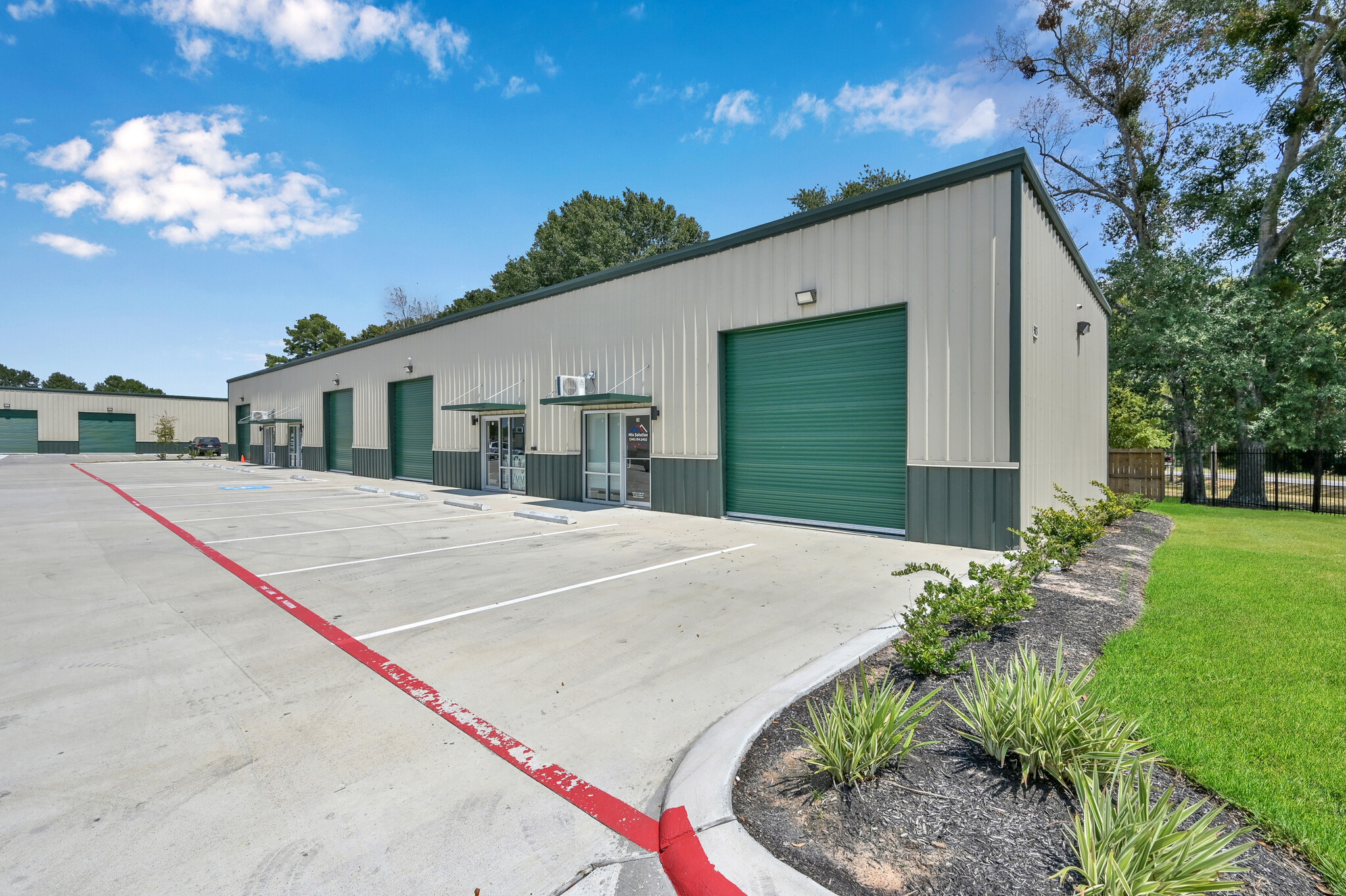 503 Hufsmith, Tomball, TX for lease Building Photo- Image 1 of 22