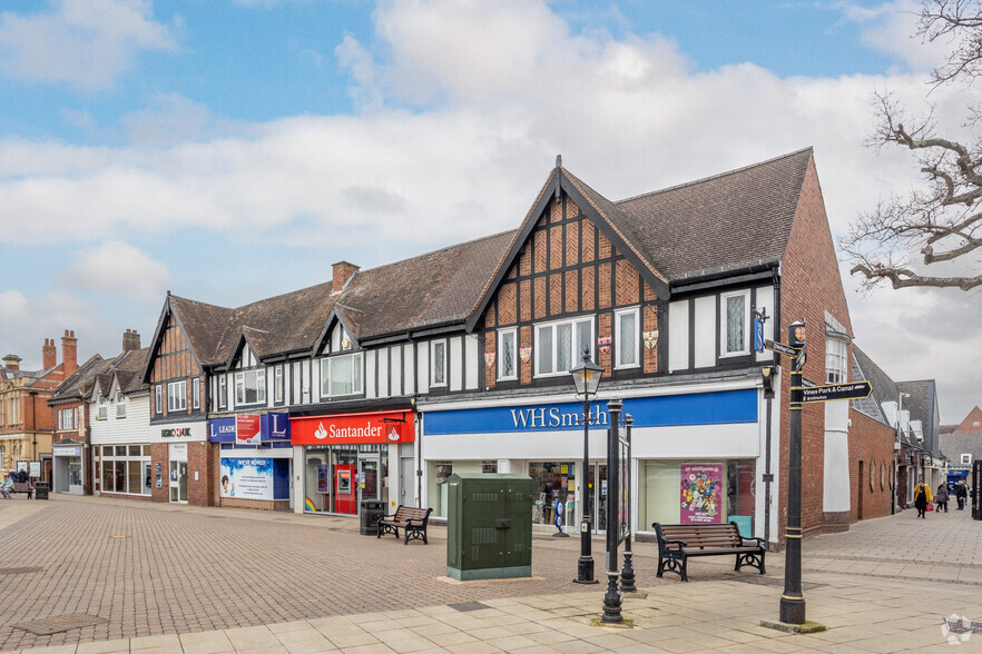 13 Victoria Sq, Droitwich for sale - Building Photo - Image 2 of 4