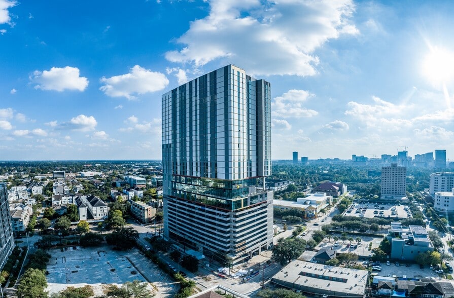 5501 La Branch St, Houston, TX for lease - Building Photo - Image 1 of 3