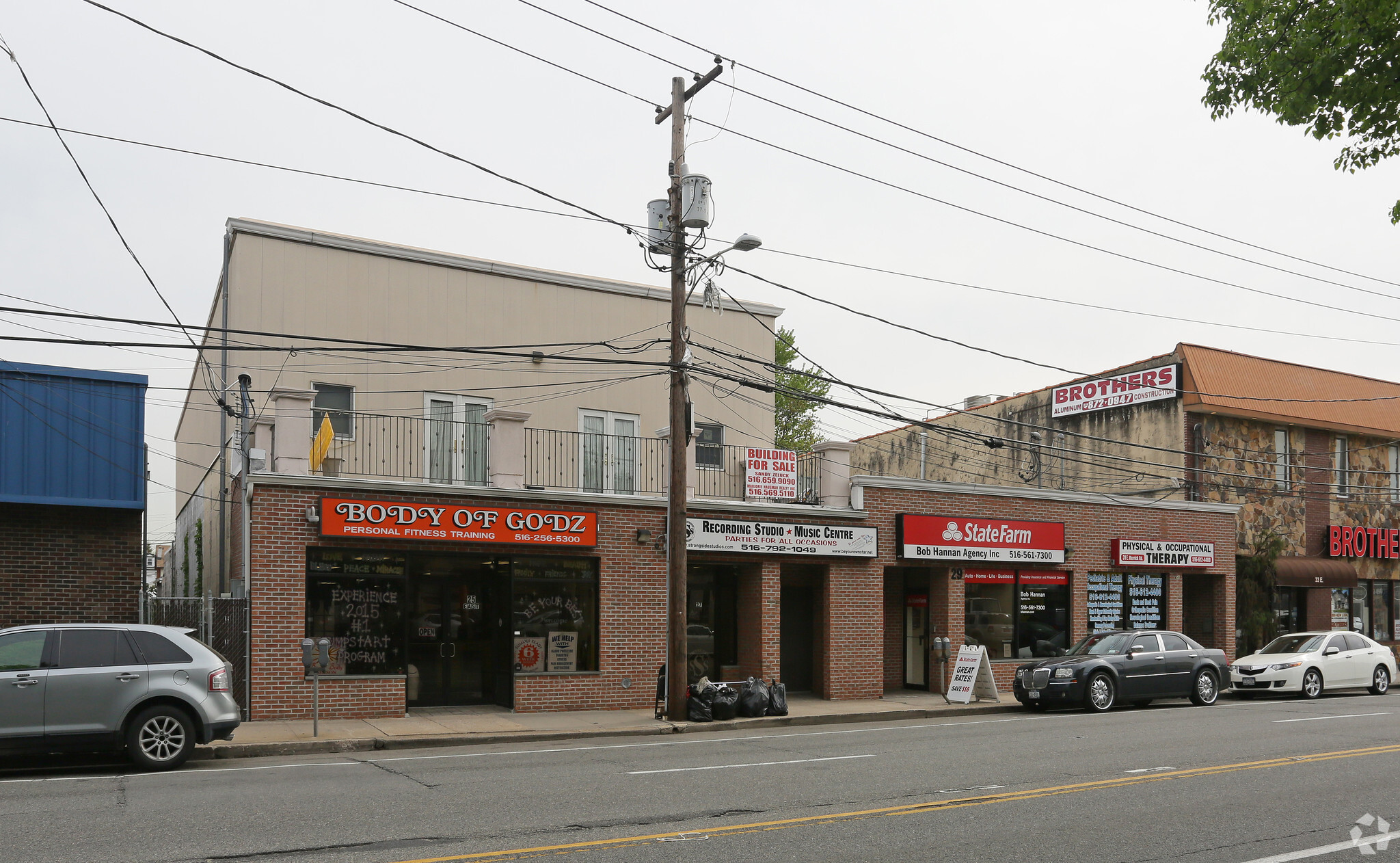 25-27 E Merrick Rd, Valley Stream, NY for sale Primary Photo- Image 1 of 1