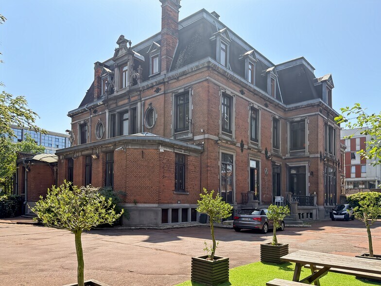 23 Boulevard Du Général Leclerc, Roubaix for lease - Building Photo - Image 1 of 2