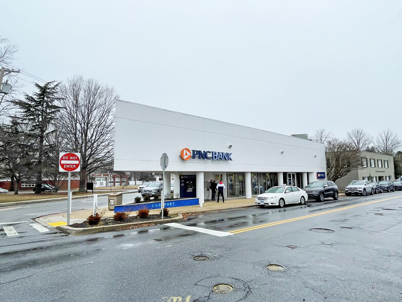 921 Bay Ridge Ave, Annapolis, MD for lease - Building Photo - Image 2 of 10