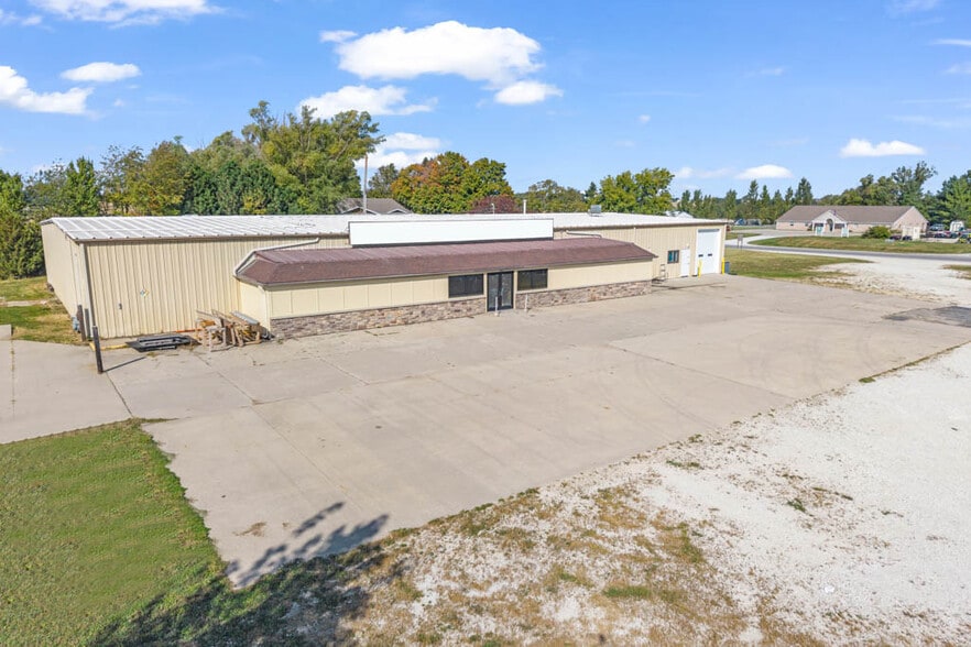 1106 N 10th St, Winterset, IA for sale - Building Photo - Image 3 of 31