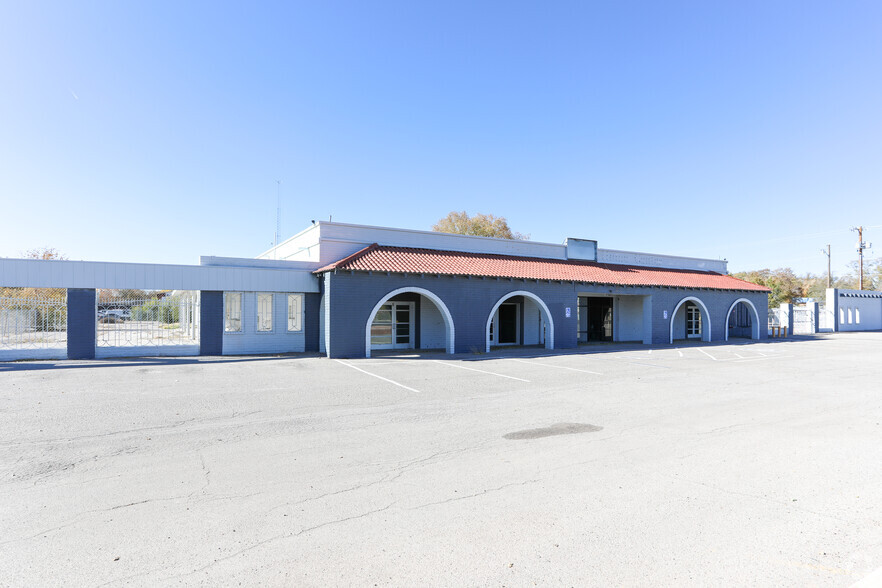 1255 Bosque Farms Blvd, Bosque Farms, NM for sale - Primary Photo - Image 1 of 1