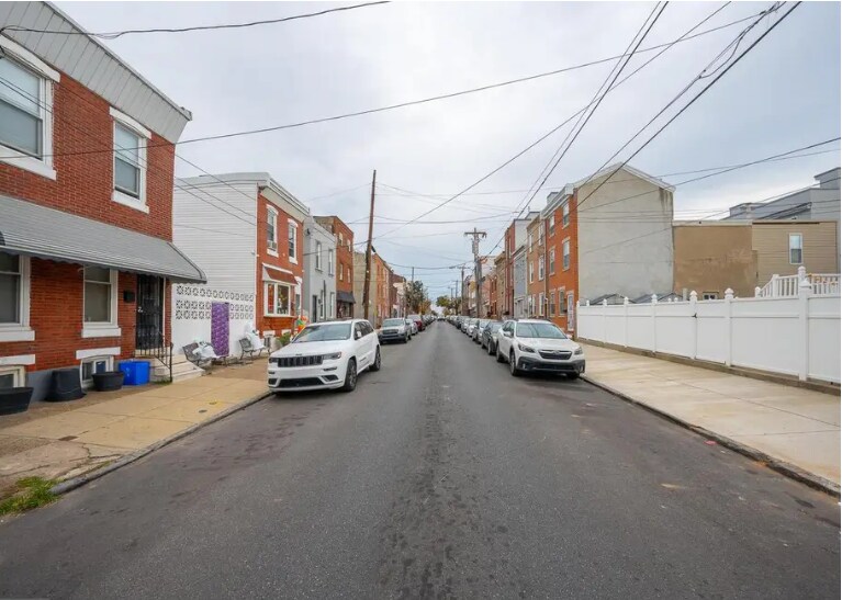 2818-20 Belgrade St, Philadelphia, PA for sale - Building Photo - Image 2 of 12