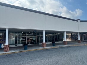 6800 Loch Raven Blvd, Baltimore, MD for lease Building Photo- Image 1 of 1